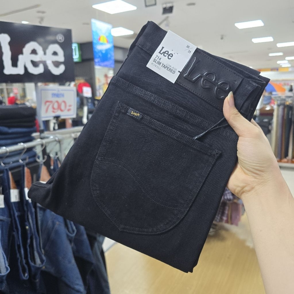 กางเกงยีนส์Lee ผู้ชาย สีดำสนิท เอวต่ำ ทรงเข้ารูป[POWELL] ผ้ายืด รุ่น[MPOWN14]