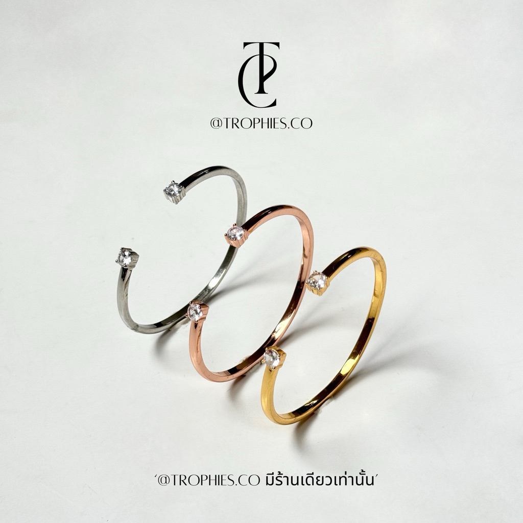 Trophies.co -  Gem Bangle 𝑻𝒓𝒐𝒑𝒉𝒊𝒆𝒔.𝒄𝒐 𝒔𝒊𝒈𝒏𝒂𝒕𝒖𝒓𝒆 กำไลข้อมือเพชร