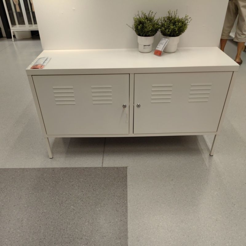 IKEA แท้ค่ะ คุ้มราคามากๆ ตู้เหล็ก ตู้โลหะ พร้อมกุญแจล็อค วางทีวี​ 36​ นิ้วได้ค่ะ อิเกีย
