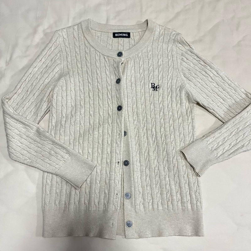 คาร์ดิแกน beming สีครีมเข้ม ไซส์s