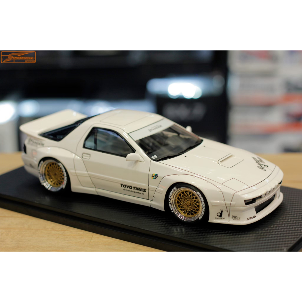 Ignition Model 1/18 PANDEM RX-7 (FC3S) White