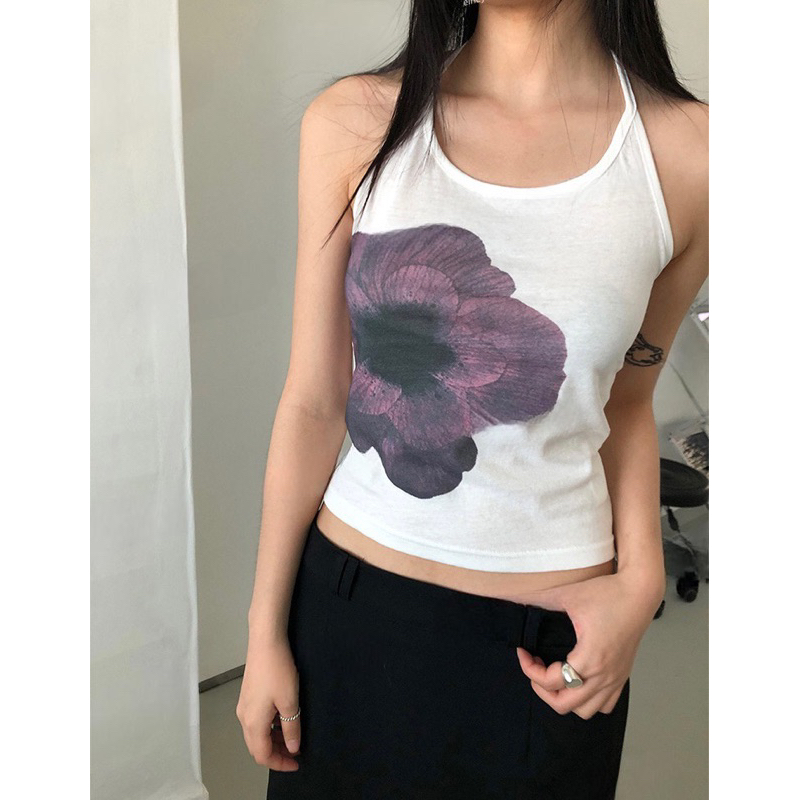 Floral halter top เสื้อคล้องสกรีนคอลายดอกไม้