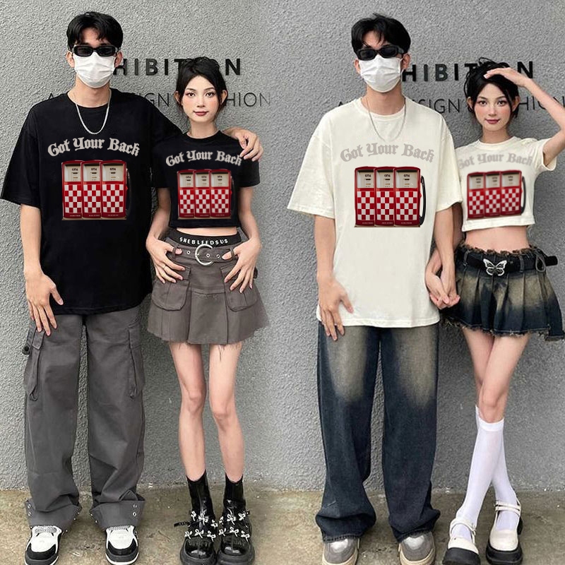 เสื้อคู่กับแฟนผู้ชายและผู้หญิง เสื้อยืดโอเวอร์ไซส์ลําลองทรงหลวมสไตล์เกาหลี เสื้อยืดครอปผู้หญิง สกรีนลายวินเทจ ใส่เที่ยว