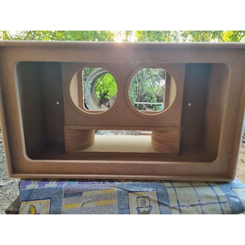 ตู้ลำโพงDIY SN811 ซับ6.5"/2 กลาง 3"/4ดอก แหลม 2"/2 พร้อมอะคิริคหน้า MDF 15mm.