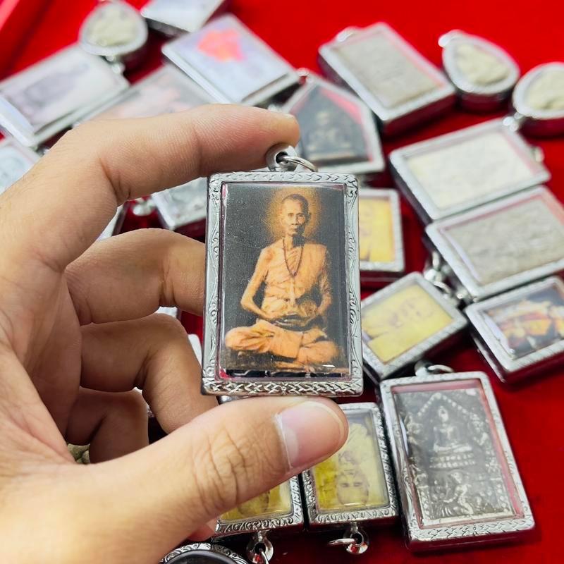 AG-0268 หลวงพ่อทบ วัดชนแดน เลี่ยมกรอบสแตนเลสแท้ 100%