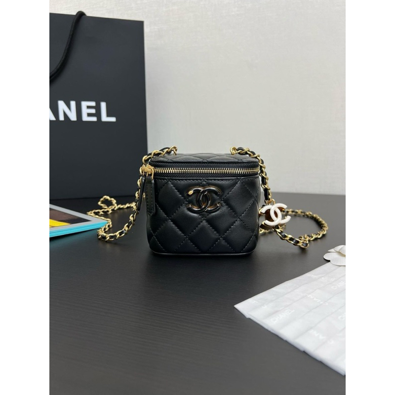 Chanel  Mini Vanity with Chain(Ori)เทพ 📌size 11x9x7 cm.