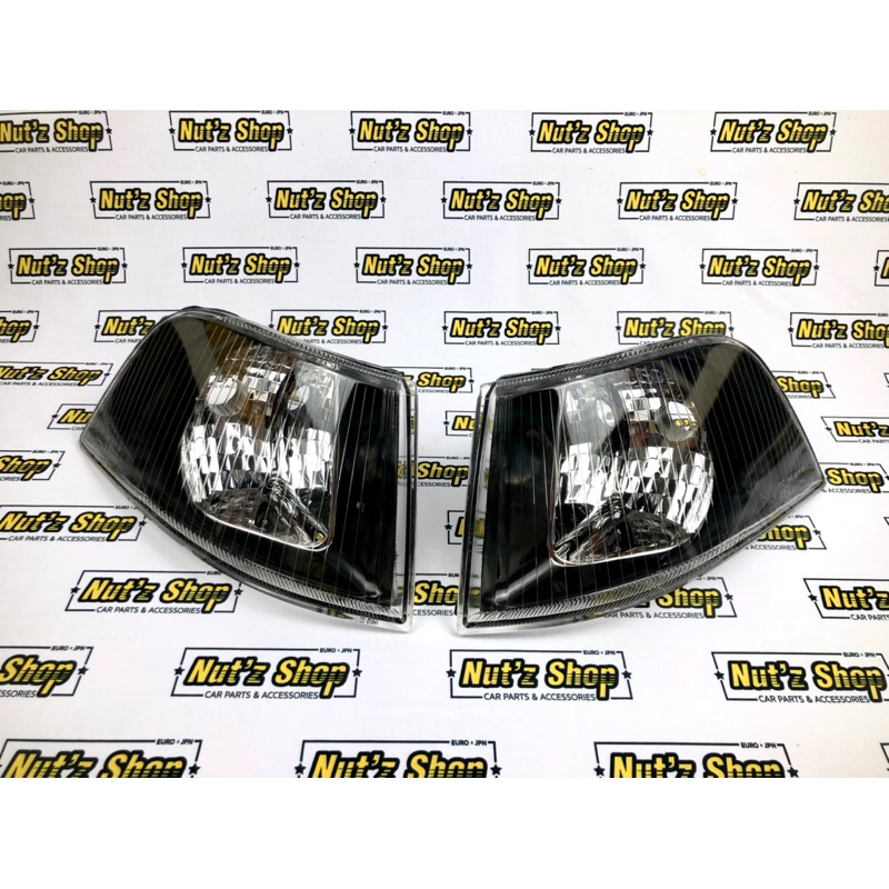ไฟมุมหน้า VOLVO S40 / V40 P1 ปี 2000 ตัวไฟยาว ไฟหรี่ ไฟเลี้ยว ไฟมุม ไฟมุมเดิม สีโครมดำ ของใหม่