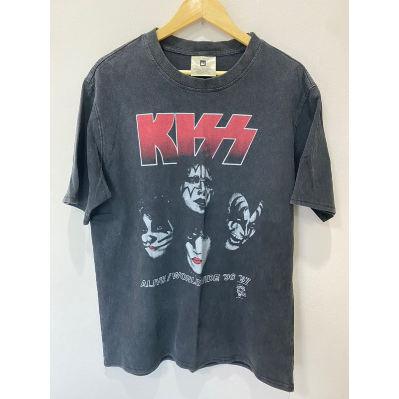 เสื้อวง kiss ไม่เเท้ มือสอง สภาพดี สวย