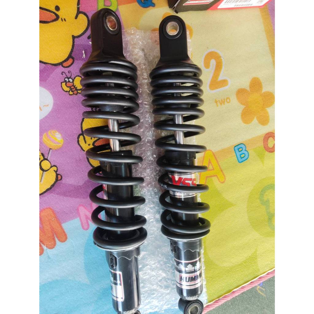 โช๊คหลัง YSS ยาว 330 รุ่น Hammer สปริงดำตัวดำสีดำ