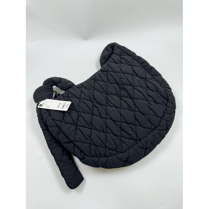 GU puffy quilted tote bag