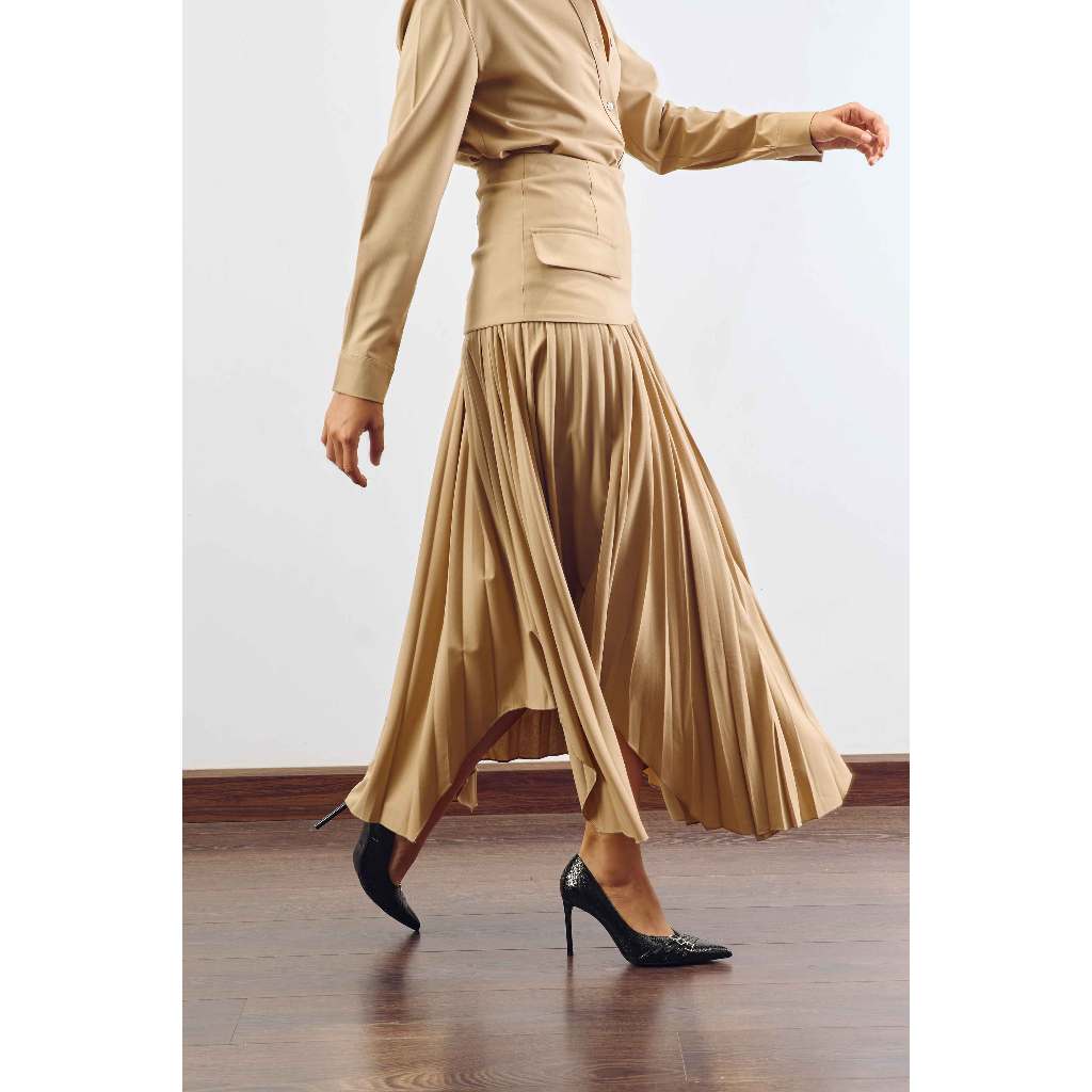 MMCHIC Pleat Skirt (Light Tan)