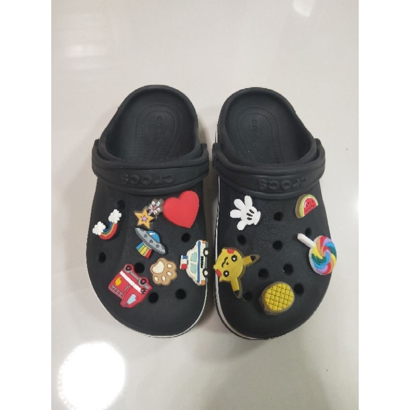 รองเท้า crocs มือสอง