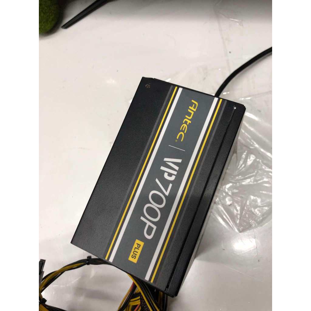 POWER SUPPLY  ANTEC VP700P PLUS - 700W 80 PLUS .ไม่มีกล่อง ใช้งานปกติ แถมสายไฟครบ