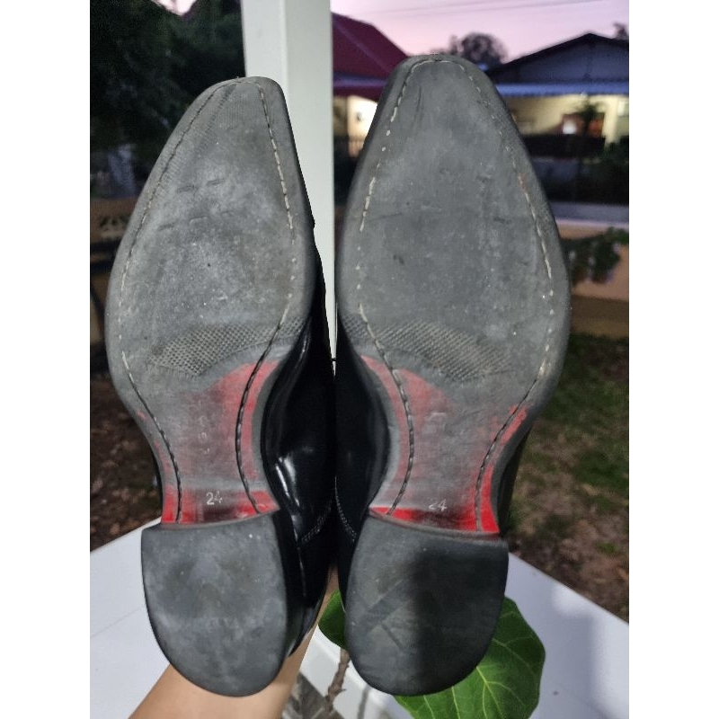 รองเท้าทำงาน ยี่ห้อ Regal - made in japan