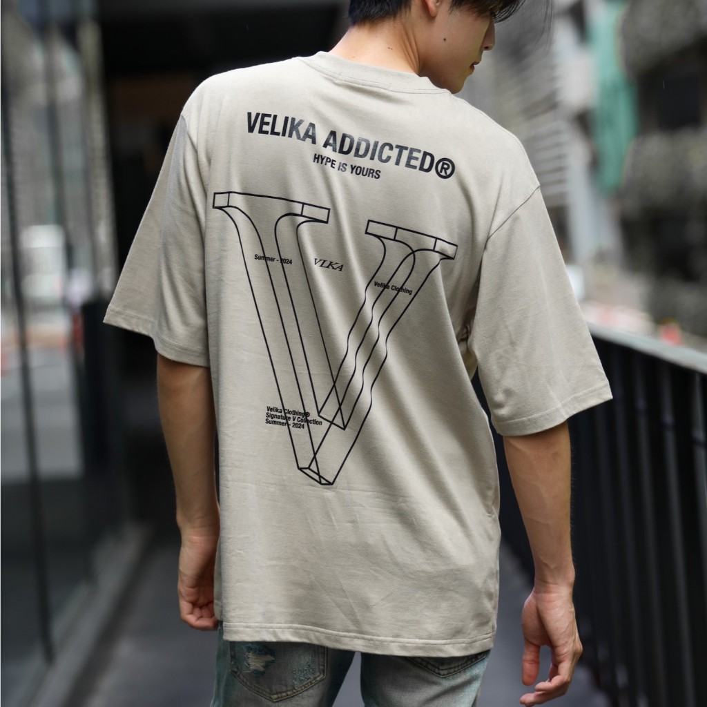 เสื้อ Oversize รุ่น "Signature V" 2024 - สี Taupe| Velika