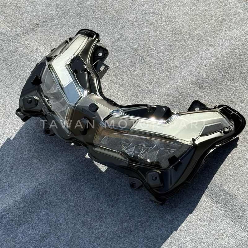 ไฟหน้า Honda ADV150 , ADV160 ของใหม่ แท้