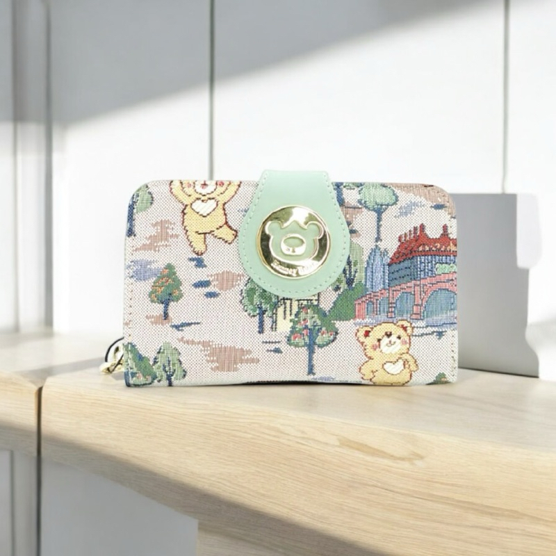 Henneybear HW-111 ลายLondon  กระเป๋าสตางค์ กระเป๋าใส่เงิน กระเป๋าใส่บัตร ใบกลางสีเขียวพาสเทล สีสวย