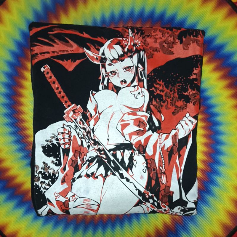 เสื้อแขนยาวมีฮู้ด มือสอง งานCustom(ดีไซน์ทำเอง ตัวเดียวในโลก)  ลายฟ้อนดีๆ + การ์ตูน อนิเมะ 18+ ลายสว