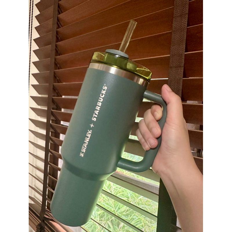 Starbucks x Stanley - Ash Green Cold Cup 40 oz.