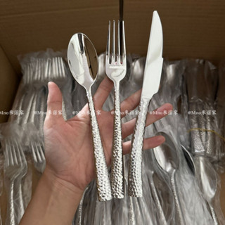 ช้อนส้อมมีดด้ามจับมีลายหรูสแตนเลส304ญี่ปุ่น