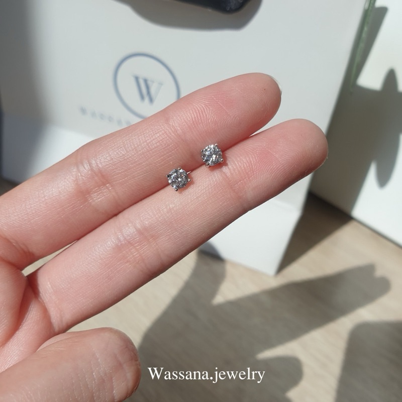 Wassana.jewelry ต่างหูเพชรกลมรุ่นปานใจ ขนาด25 ตัง (4mm) สวยเทียบแท้