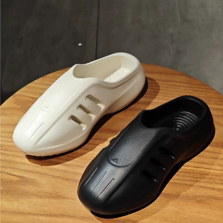 Adidas AdiFom รองเท้าแตะชาย รองเท้าแตะผู้ชายฤดูร้อนกลางแจ้งที่มีคุณภาพสูงรองเท้า รองเท้าผู้ชาย