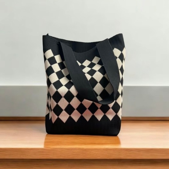 A031 กระเป๋าสะพายข้าง ทรงสวย Big Bad ทรงถัง เนื้อผ้าหนา ใส่ของได้เยอะ มีหลายสีให้เลือก สินค้าพร้อมส่งจาก กทม.