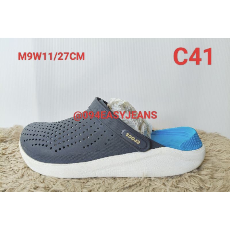 M9W11/27CMรองเท้ามือสอง