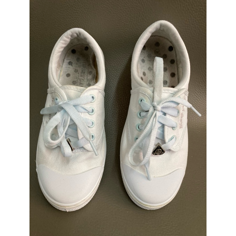 รองเท้าผ้าใบขาว Gerry Gang