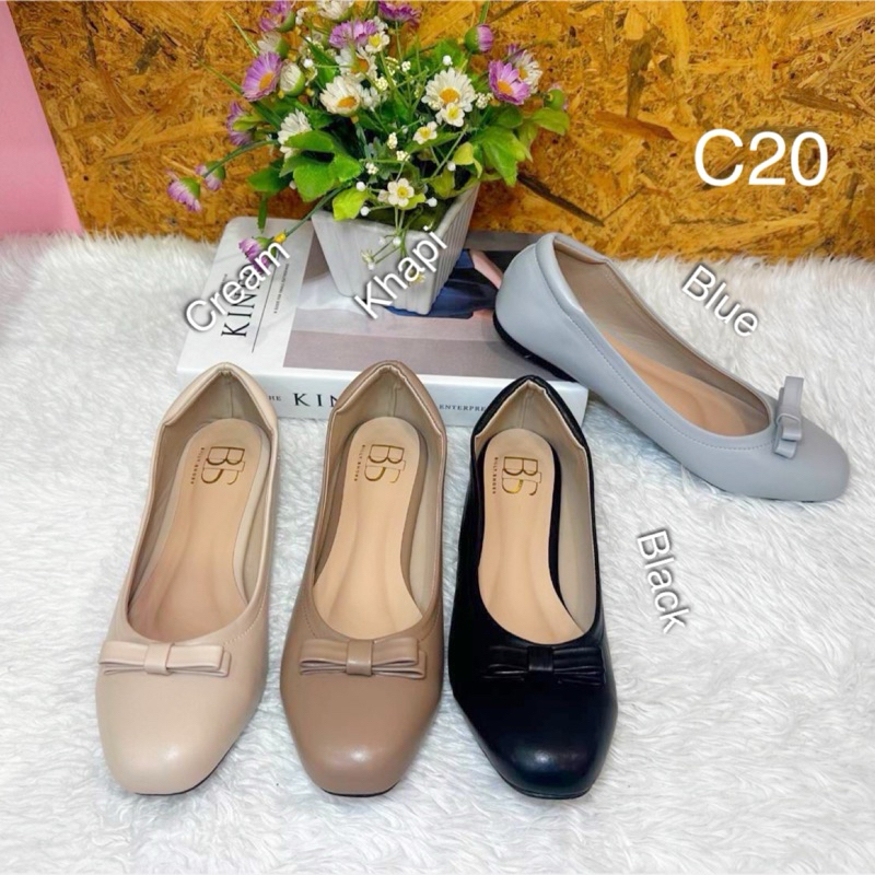 C20 Billyshoesรองเท้าส้นเตี้ยหัวตัด