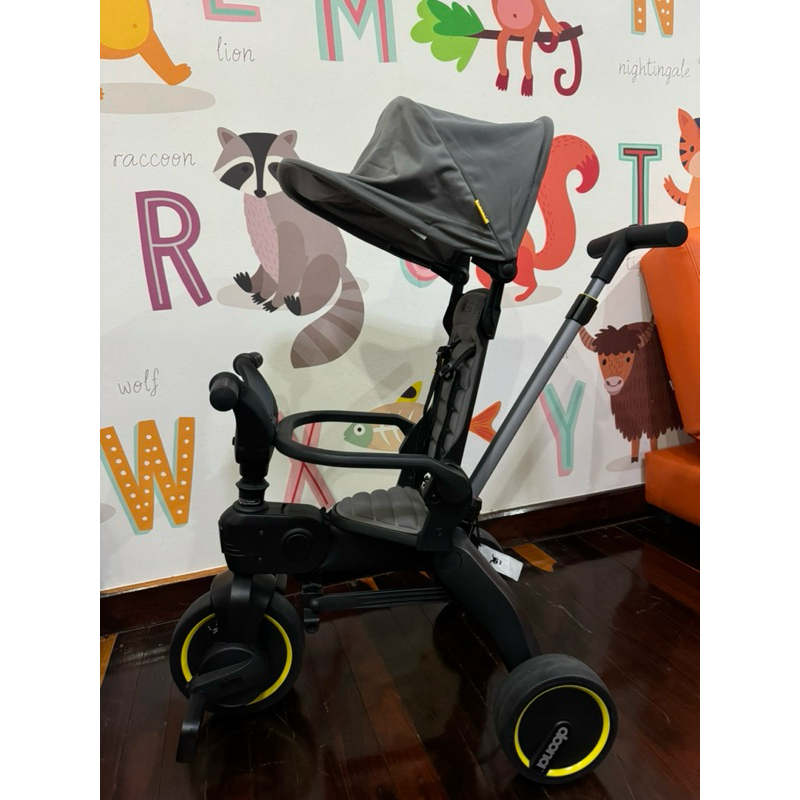 ส่งต่อรถเข็น doona ใช้งานน้อย