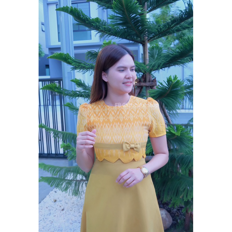 เดรสผ้าไทยทอ คอกลม เอวหยัก โบว์