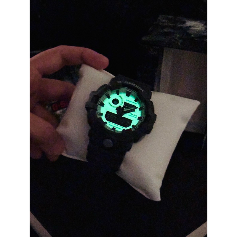 M&F Watch โปรโมชั่นพิเศษล้างสต็อก!!! G-Shock GA-700HD-8A สินค้าของแท้ รับประกันศูนย์ 1 ปีเต็ม  หน้าปัดเรืองแสง