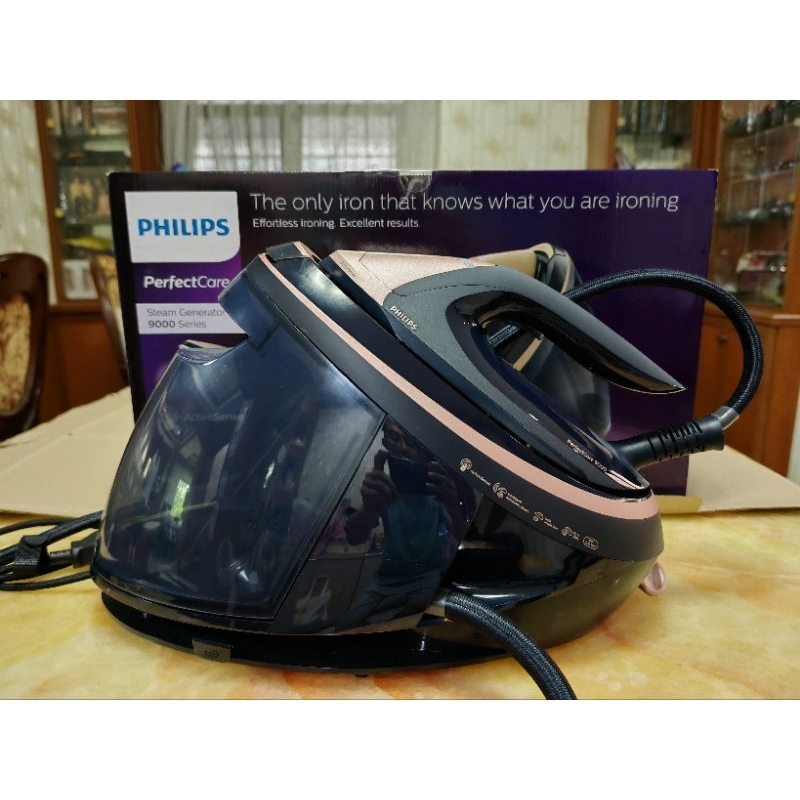PHILIPS Perfectcare 9000 Series เตารีดระบบแรงดันไอน้ำอัจฉริยะ ** มือสอง **
