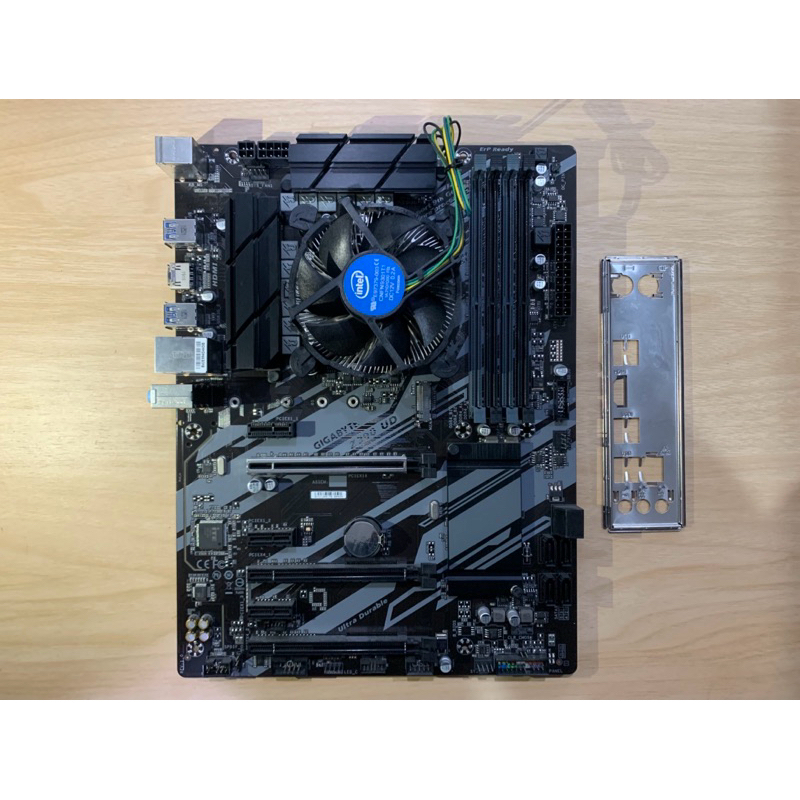 CPU I5 9400F + GIGABYTE Z390 UD