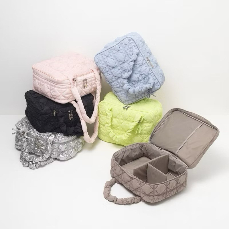 กระเป๋าถือ CL รุ่นTravel Bag งาน 1:1 เป๊ะทุกจุด(ปรับสายได้ เหมาะสำหรับเดอะแบก)