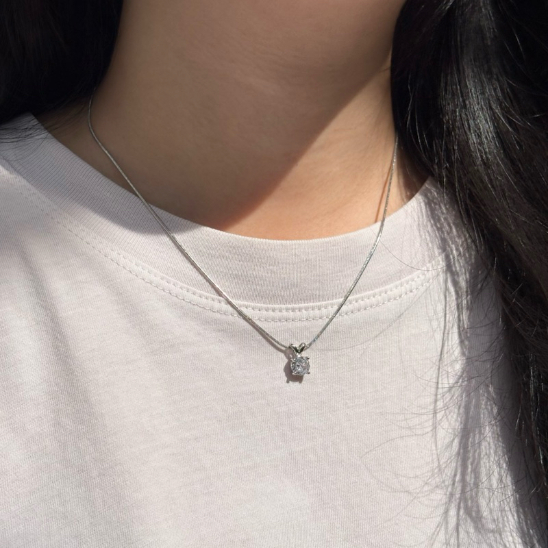Piing me Stainless steel Zircon Necklace | สร้อยคอสแตนเลสพร้อมจี้เพทาย