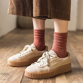 พร้อมส่ง**สั่งครบ10คู่ แถม1คู่** ถุงเท้าข้อกลางสไตล์วินเทจ ขนาด Free size ถุงเท้าข้อยาว