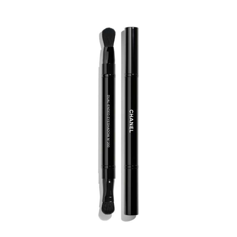 Chanel RETRACTABLE DUAL-ENDED EYESHADOW BRUSH NO.200