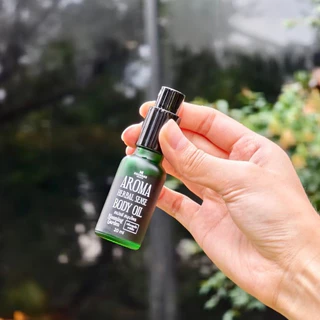 สเปรย์อโรมาคุณมี Khunmee Aroma Herbal Senes Body Oil กลิ่นบลูมมิ่งการ์เด้น 20 ml.