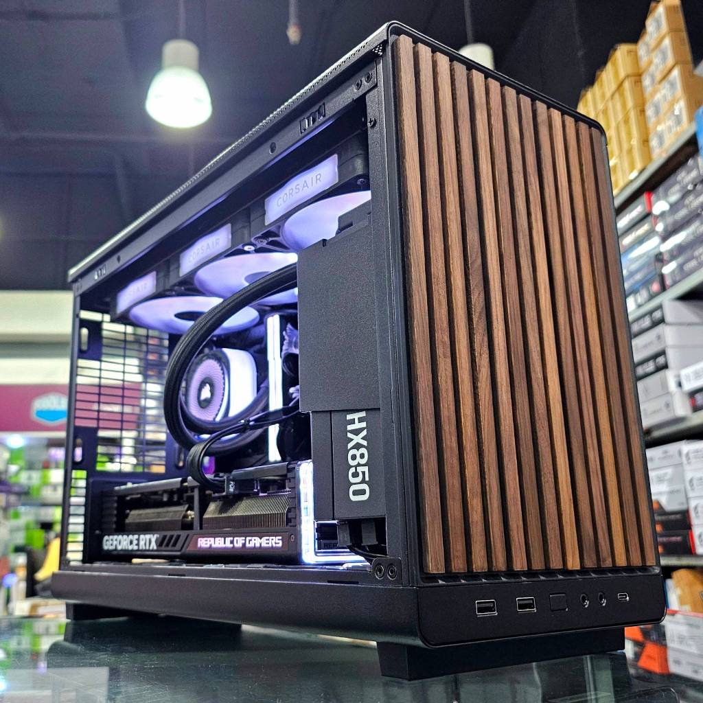 คอมพิวเตอร์ประกอบ LIAN LI UNI P28 BLACK