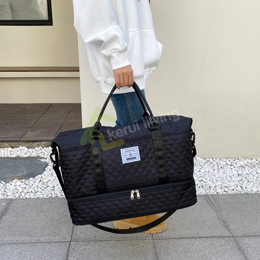 กระเป๋าเสื้อผ้า travel bag กระเป๋าเดินทางแบบถือ ขนาดใหญ่ จุของได้เยอะ มีหลายช่อง กระเป๋าสะพาย
