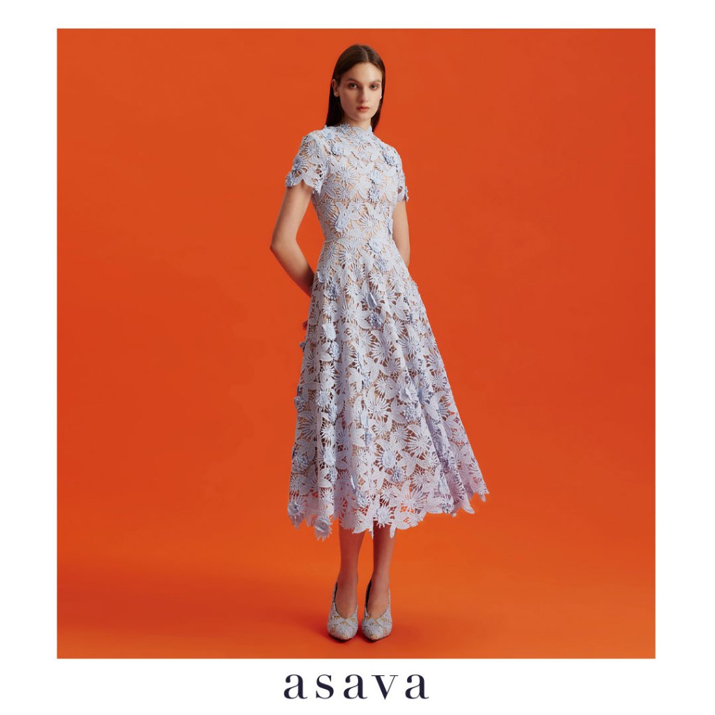 [asava aw24] Octavia Floral-lace Fit-and-flare Dress เดรสผู้หญิง ทรงฟิตแอนด์แฟลร์ คอปีน แขนสั้น ตะขอ