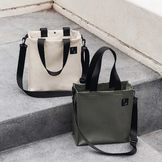 กระเป๋าสะพายข้าง ผ้าใบกันน้ำ สะพายไหล่ ขนาดกลาง ใส่ของ Laptop Tablet พกพาสะดวก FOLDER BAG KIDNAP ME.