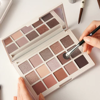 SUPERMOM Naked Glow Eyeshadow Palette ซุปเปอร์มัม เนคเคด โกลว์ อายชาโดว์ พาเลตต์