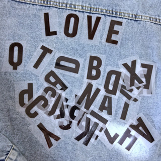 👕 ตัวรีดติดเสื้อ อักษร 0-9 และ อักษร A-Z สีดำ  52. ฟอนต์เต็ม…