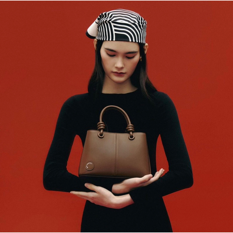 🤎Gamenti Carry All Mini-Dark choco 👜( พร้อมส่ง)ใช้โค้ดลดได้30%