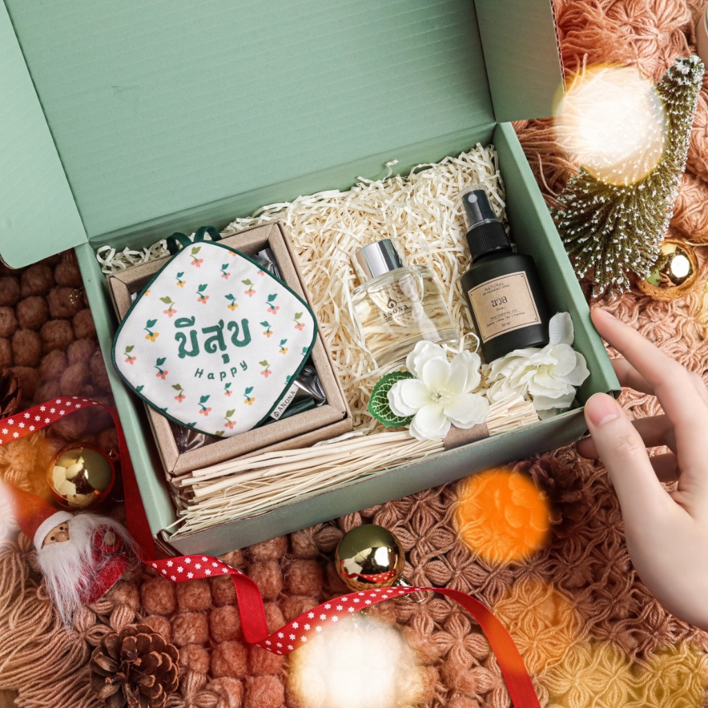 NEW IN: MISTLETOE GIFT SET เซตของขวัญคริสมาสต์ ของขวัญปีใหม่รวมสินค้าอโรม่าในบ้านน่าใช้