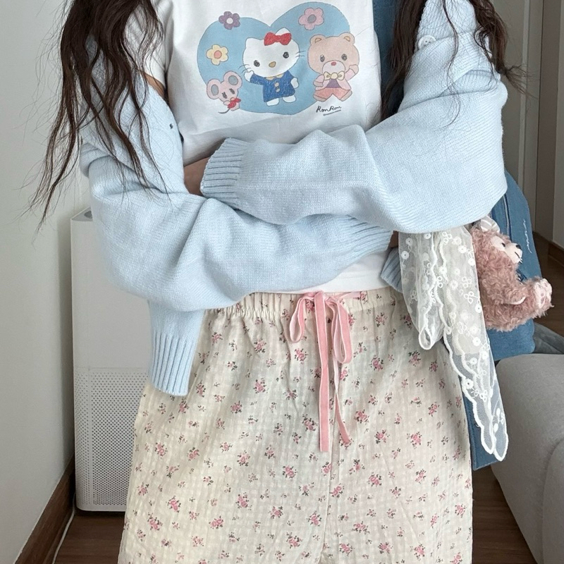 (ลดเหลือ 470.- ใช้โค้ด 30%) Comfy Pants (Daisy Edition) - กางเกงยาวขาปล่อย ลายดอกไม้