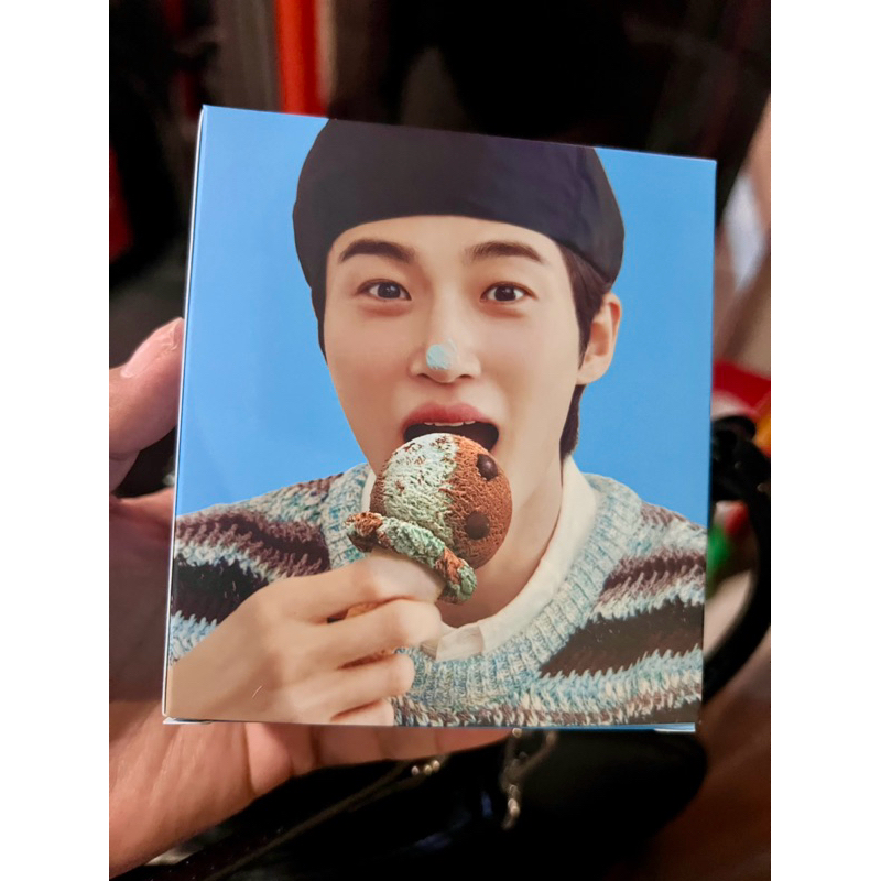 พร้อมส่ง!! Byeon Woo Seok Baskin Robbins กล่องไอศกรีม